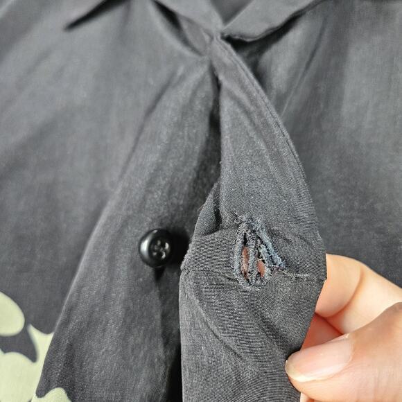 Vintage No Boundaries Y2K Button Down Shirt Mens L Dragon Print Black Grunge - Picture 5 of 10